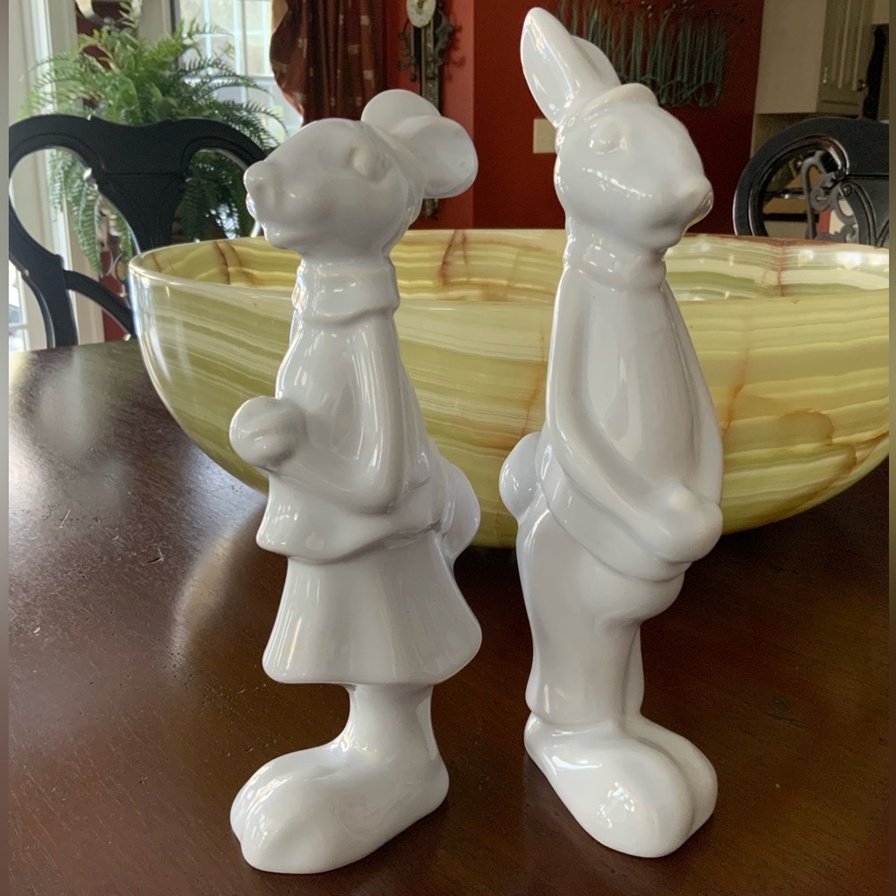 Easter Bunny Rabbit Pair Of Boy & Girl Couple Ceramic Figurines